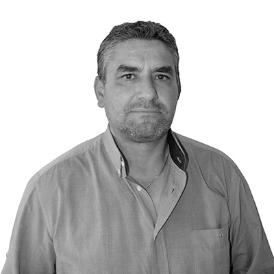 raynald-pipelier-noi-et-blanc